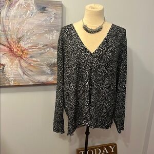 😍 SHOW SPECIAL - CLEO Black and White Animal Print Cardigan XL